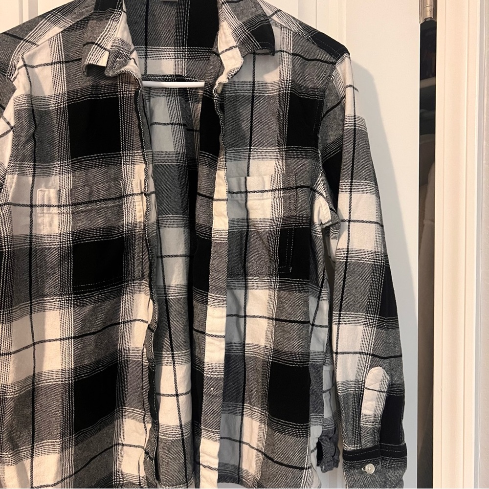 Old Navy Black and White Plaid Blazer - Picture 3 of 4